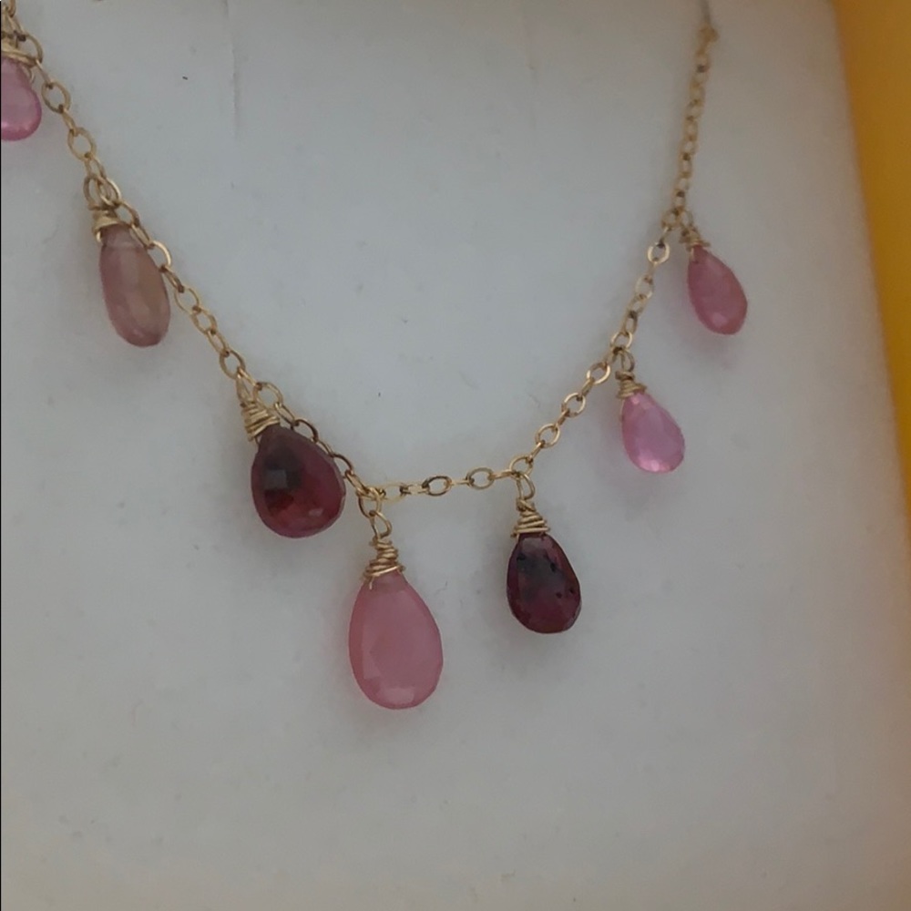 delicate necklace - Picture 3 of 4